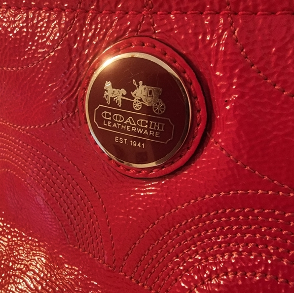 Coach purse - Picture 3 of 4